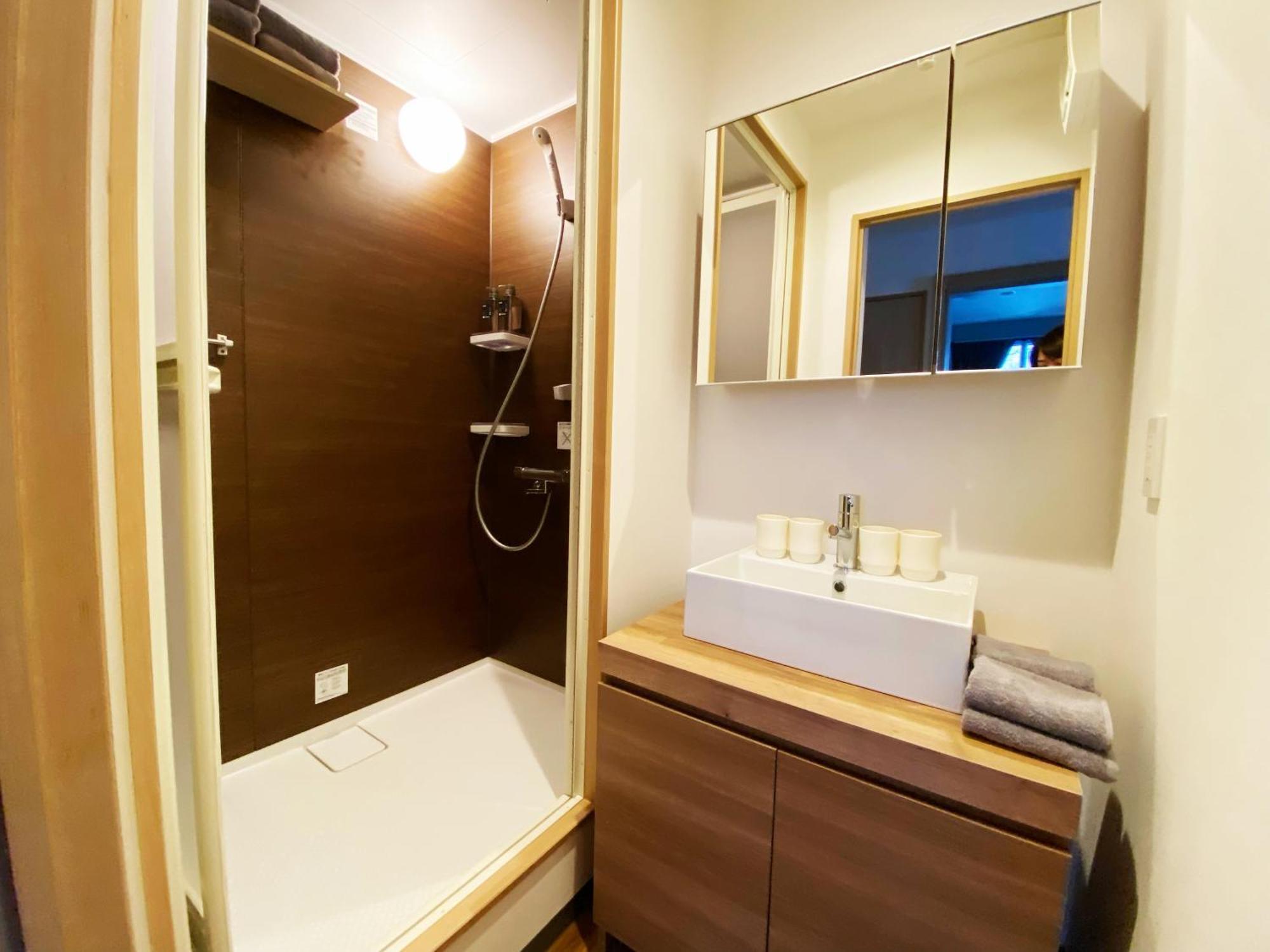Q Fox Black Diamond Hotel Куттян Экстерьер фото
